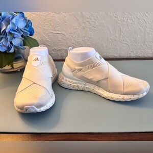 Adidas ultra boost continental White Slip-On Sneakers size 5.5